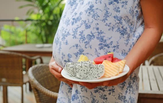 5 Benefits of eating watermelon during pregnancy 1