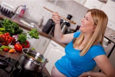 6 Healthy Soups to Try During Pregnancy 6