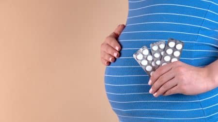 Prenatal vitamins with probiotics