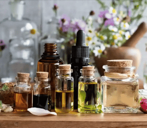 7 trusted essential oils for breastfeeding with no side effects.