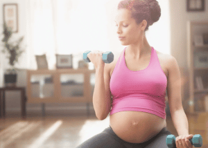 Can you lift weights while pregnant? 